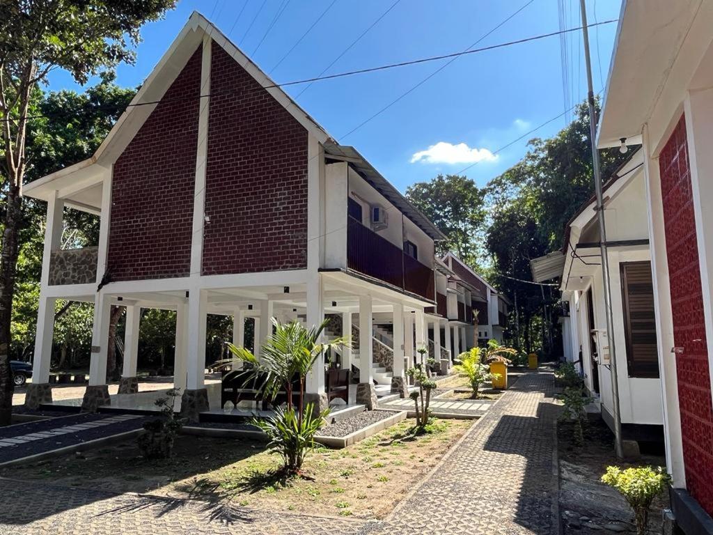 Capital O 92612 Penginapan D'Alas Purwo & Beachnearpadang Savana Sadengan Banyuwangi  Exterior foto