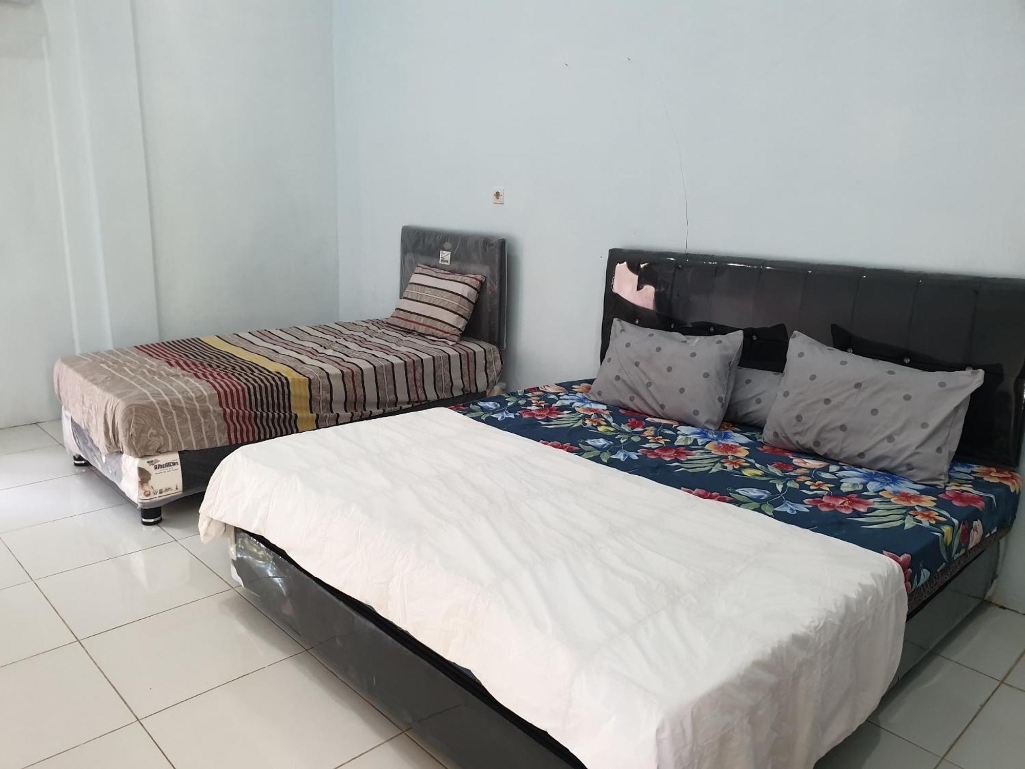 Capital O 92612 Penginapan D'Alas Purwo & Beachnearpadang Savana Sadengan Banyuwangi  Exterior foto